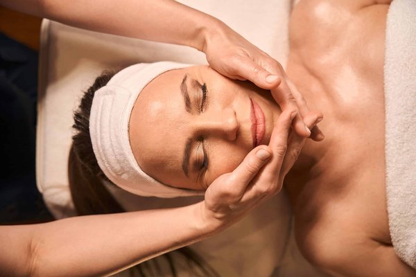 Une peau parfaite : les étapes pour une belle peau du visage